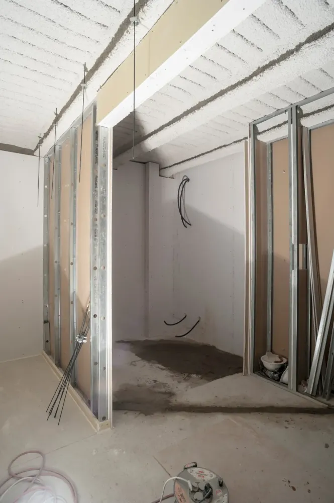 Contre-cloisons à Tarascon